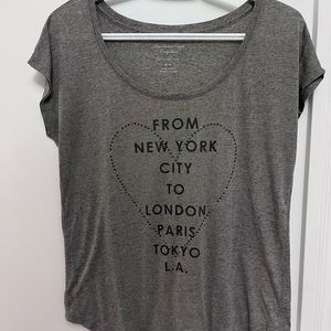 American Eagle vintage feel tee size medium